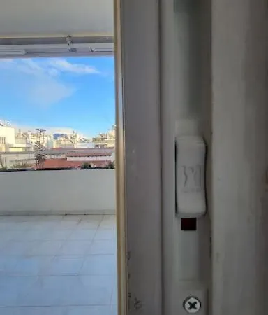 Apartment Spacious Flat With Panoramic Rooftop *