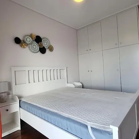 Spacious Flat With Panoramic Rooftop Apartment