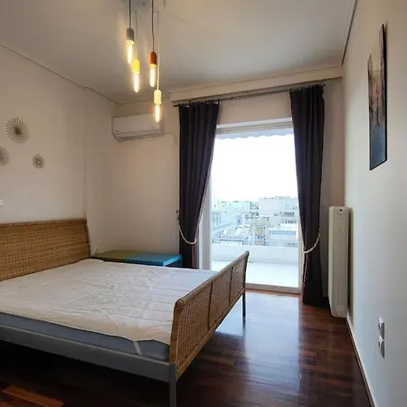 Spacious Flat With Panoramic Rooftop Apartment *